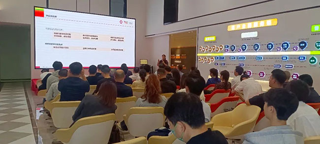 華美樂開門紅表彰大會(huì)暨五一大戰(zhàn)啟動(dòng)會(huì)圓滿成功